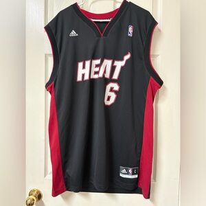 Miami Heat LeBron James 2011 Jersey Men’s Large NBA